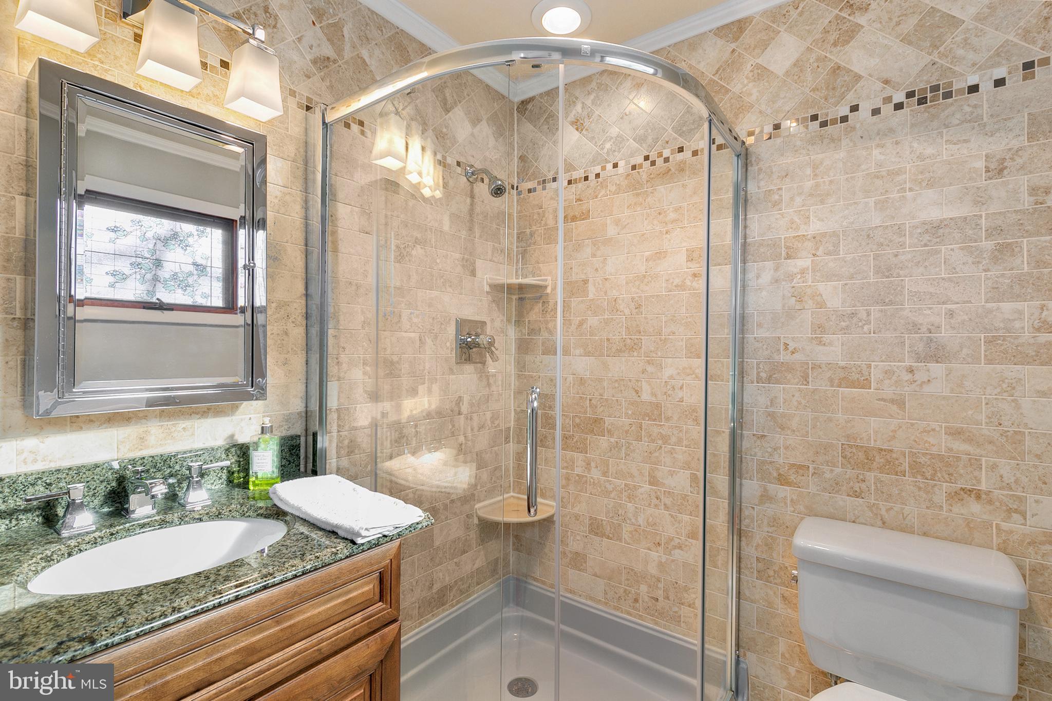 7107 Alger Road Falls Church, VA 22042 - Photo 10 of 43 Gallery Image 10