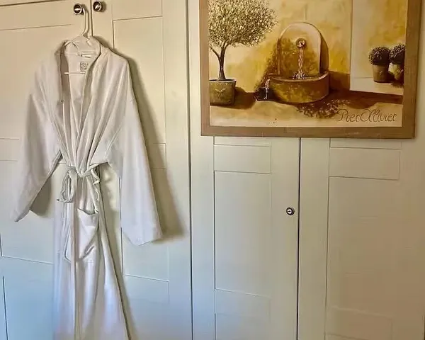 a close view of sink