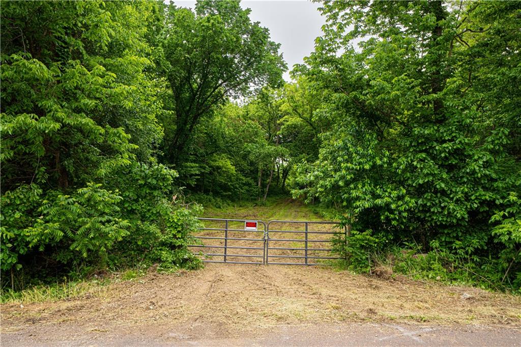 1449 Southeast Turner Road St. Joseph, MO 64504 - Photo 10 of 18