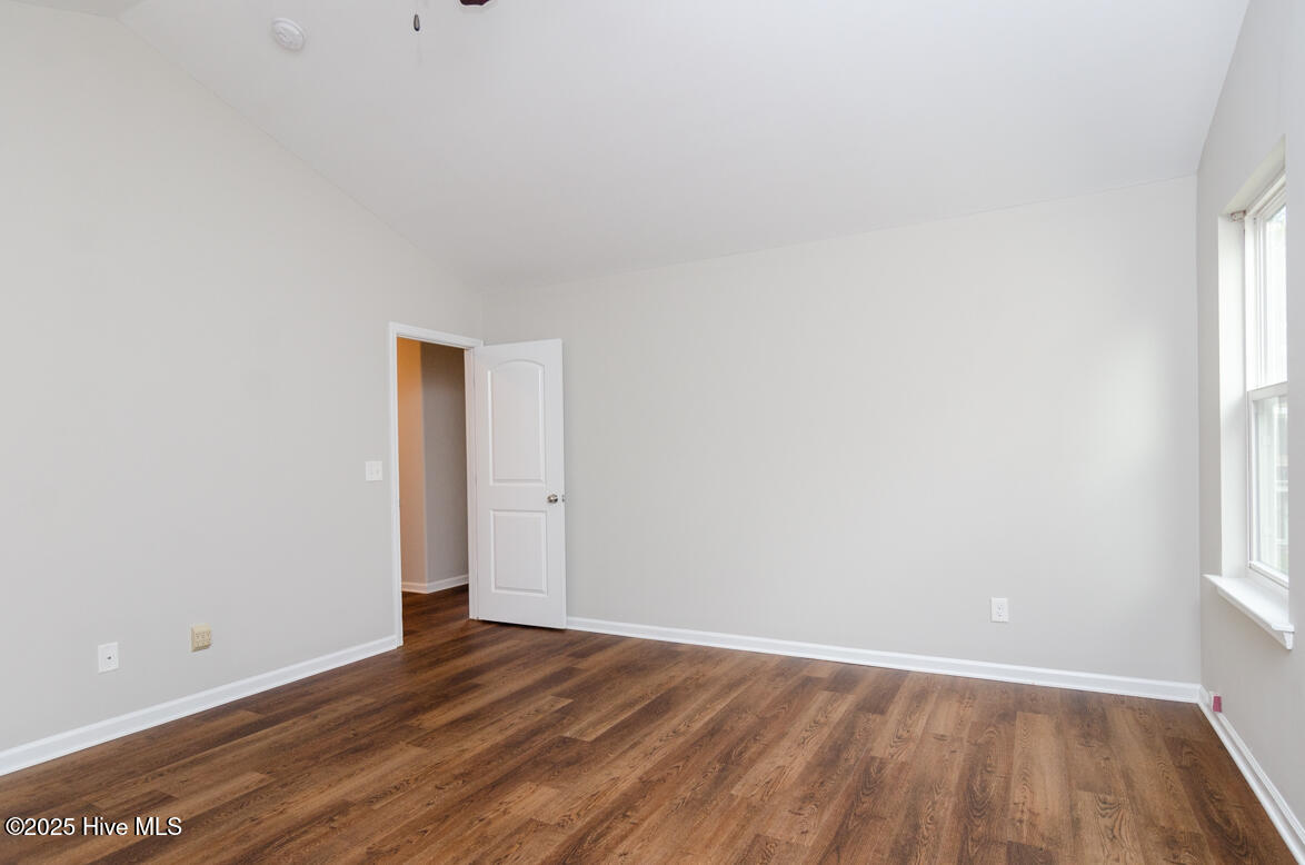 6516 Rustling Leaves Way Wilmington, NC 28409 - Photo 15 of 26 6516 Rustling Leaves Way-5