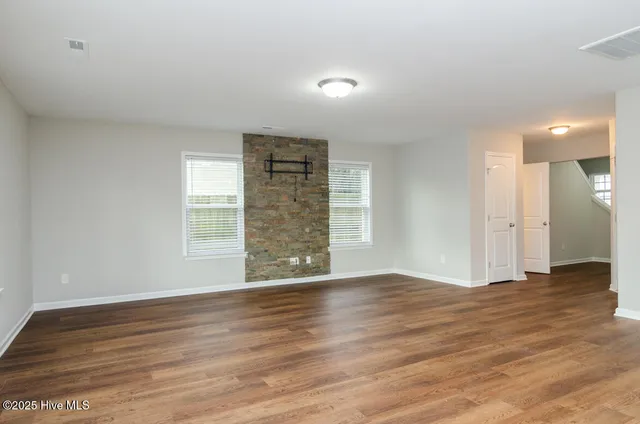 $2,600 | 6516 Rustling Leaves Way, Wilmington, NC 28409