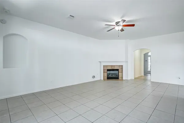 $2,100 | 15806 Land View Drive, Houston, TX 77073