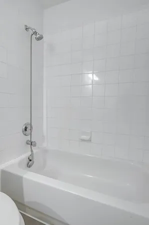 $2,100 | 15806 Land View Drive, Houston, TX 77073