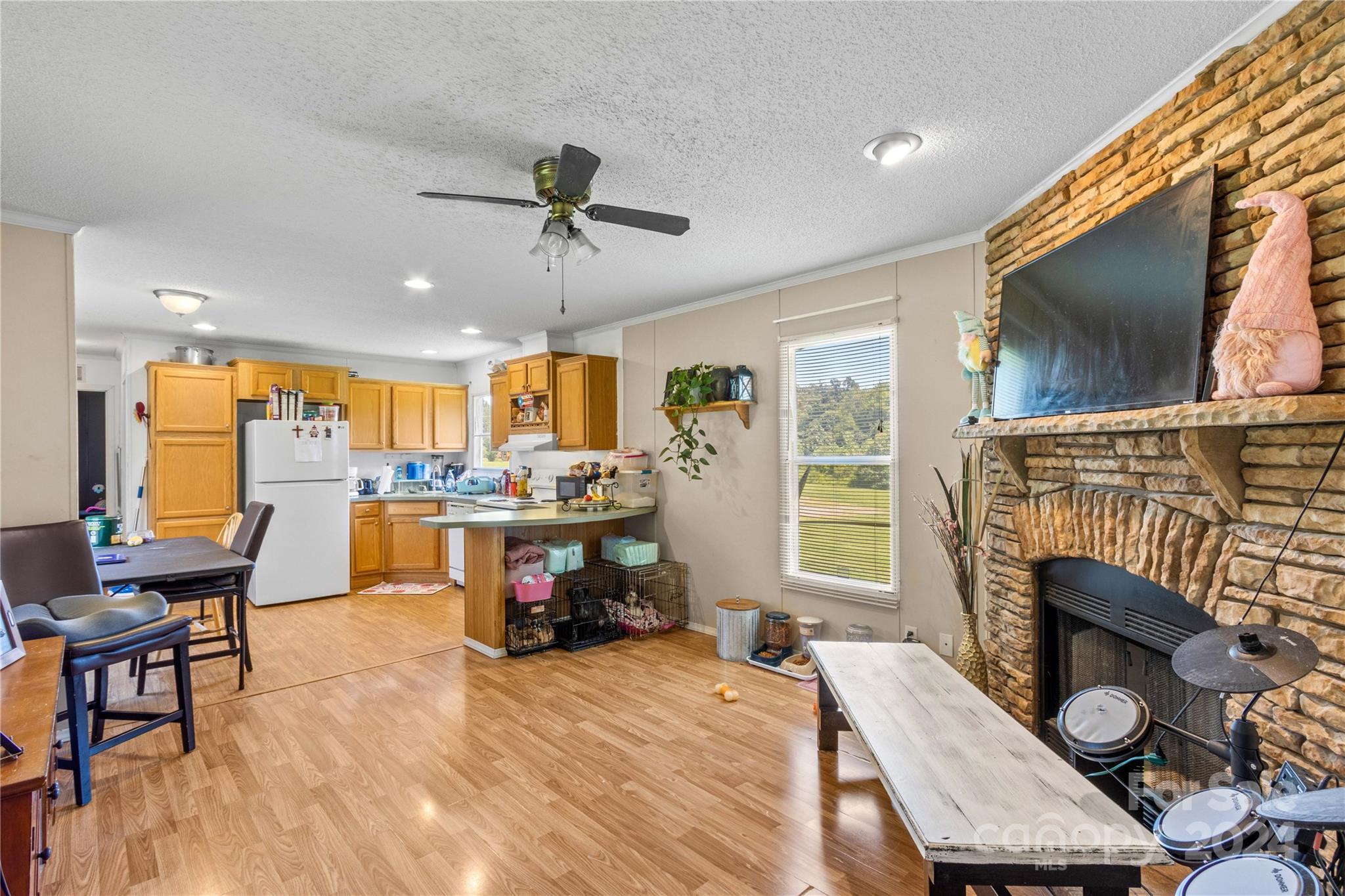 365 Melton Road Elkin, NC 28621 - Photo 5 of 29 Gallery Image 5