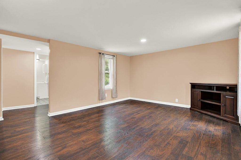 2842 Italy Road Export, PA 15632 - Photo 12 of 24