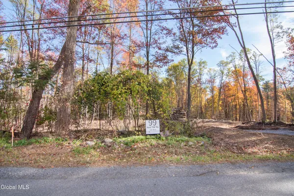 $105,000 | 99 A Sand Hill Road, Greenfield, NY 12833