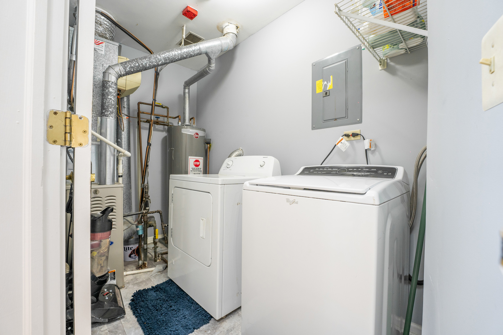 1317 Coldspring Road, Unit 1317 Carol Stream, IL 60188 - Photo 17 of 18 Gallery Image 17