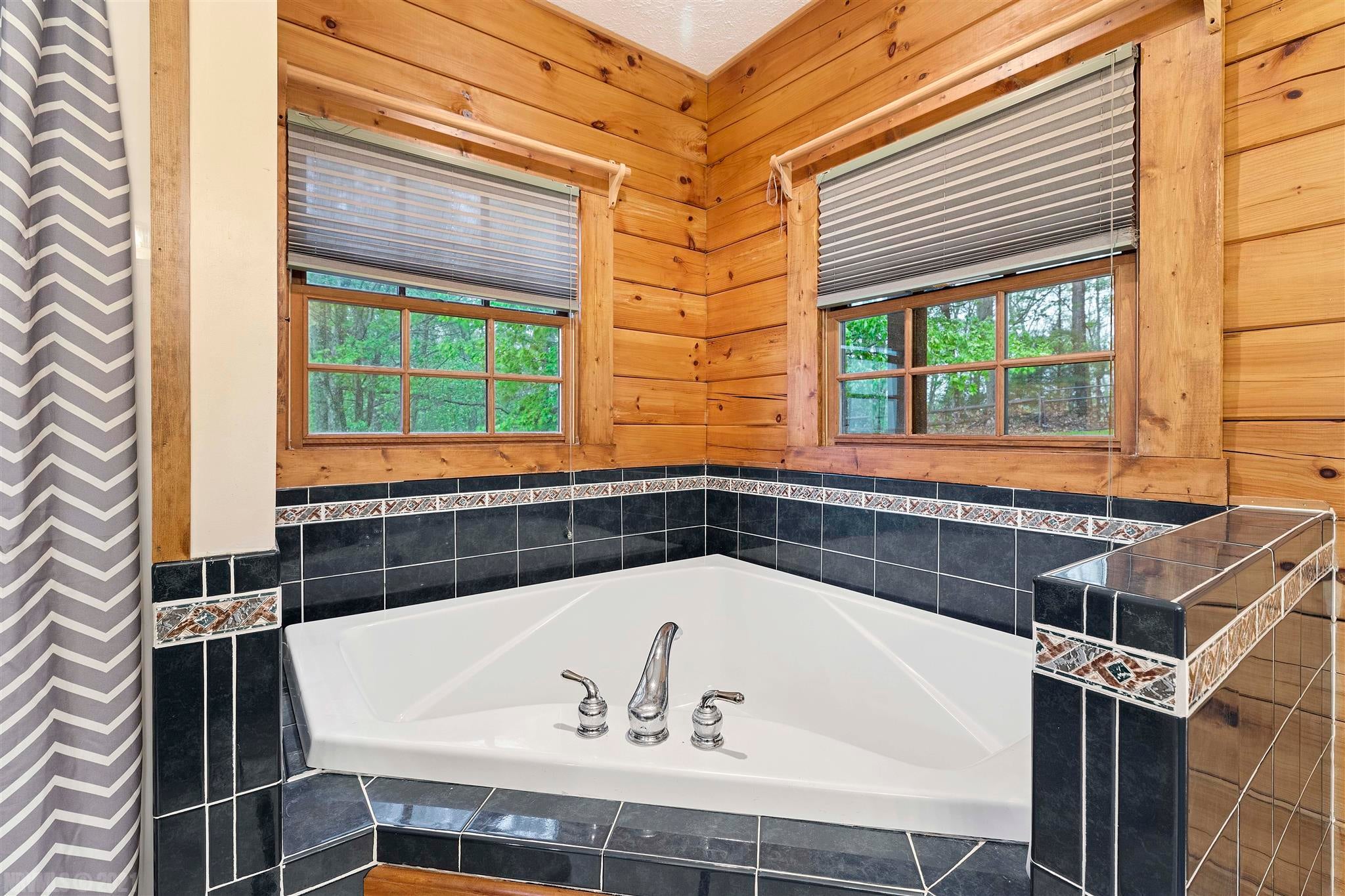 290 Serenity Place Newport, VA 24128 - Photo 21 of 41 Gallery Image 21