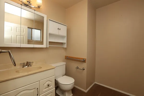 $329,000 | 3345 Oakwood Place, Redding, CA 96001