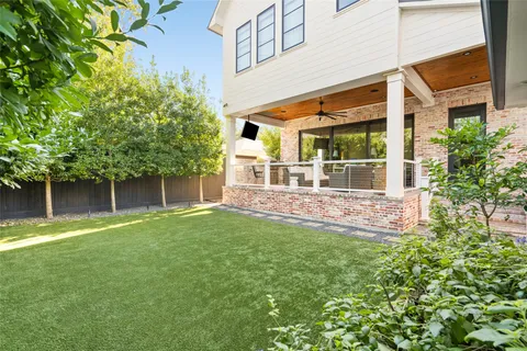 $2,300,000 | 3758 Drummond Street, Houston, TX 77025