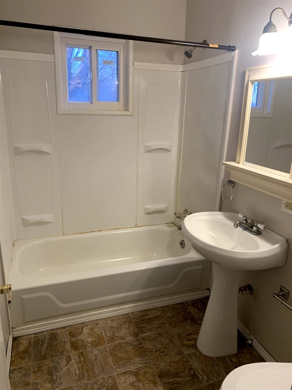 6190 North Bray Road Flint, MI 48505 - Photo 2 of 9 50030268-1.JPG