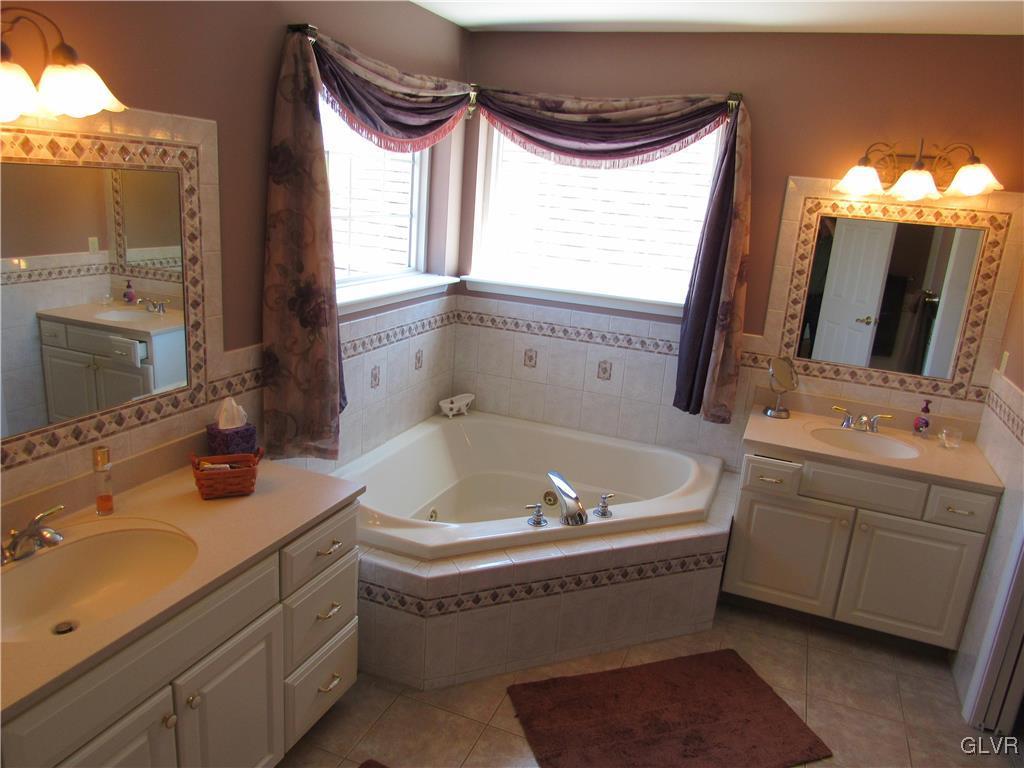 110 Ridgeview Drive Lehighton, PA 18235 - Photo 30 of 49 Gallery Image 30