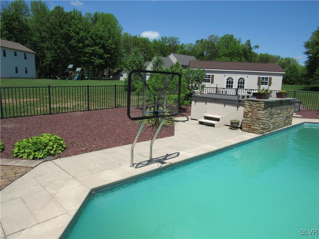 110 Ridgeview Drive Lehighton, PA 18235 - Photo 45 of 49 Gallery Image 45
