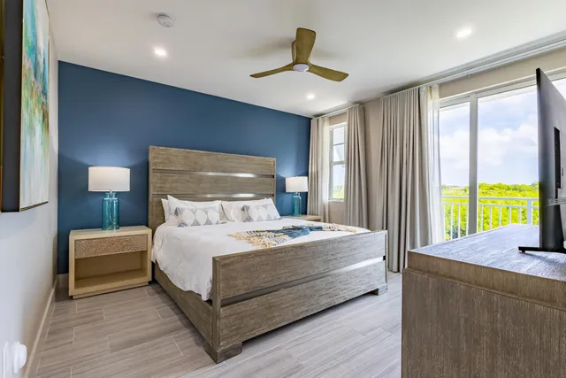 $3,900,000 | 48 East Playa Largo Boulevard, Key Largo, FL 33037