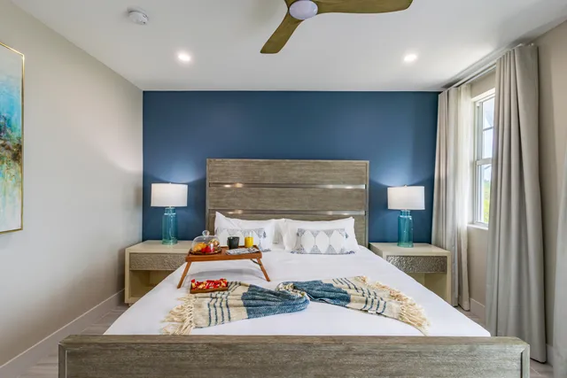 $3,900,000 | 48 East Playa Largo Boulevard, Key Largo, FL 33037