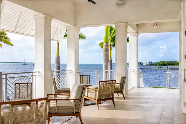 $3,900,000 | 48 East Playa Largo Boulevard, Key Largo, FL 33037
