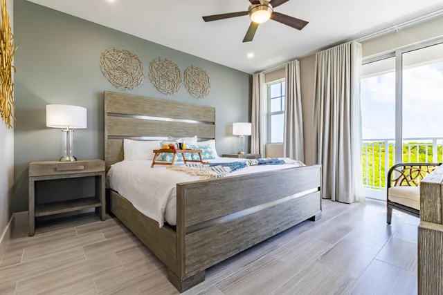 $3,900,000 | 48 East Playa Largo Boulevard, Key Largo, FL 33037