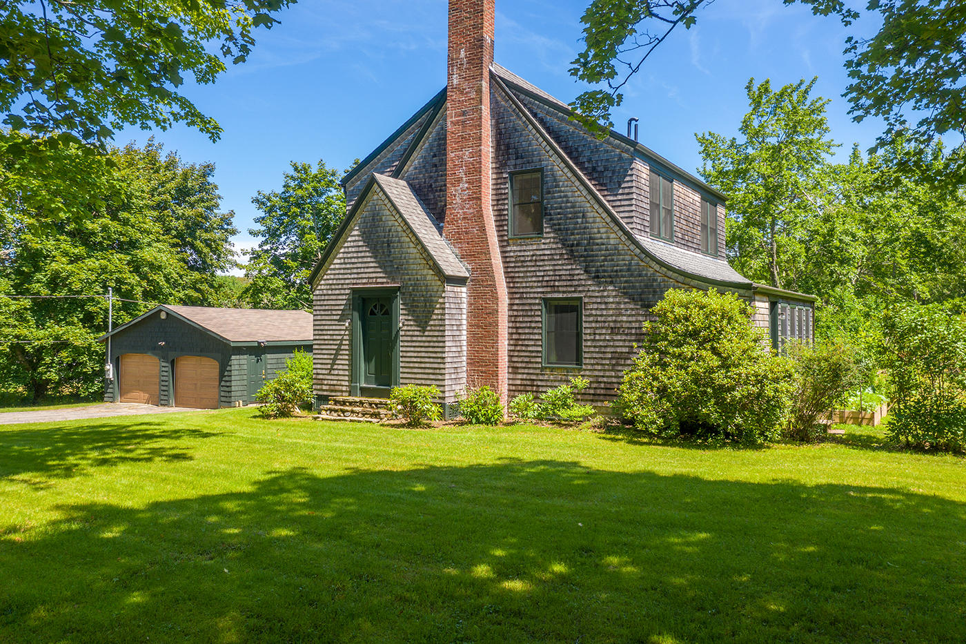 101 Robbins Road Hope, ME 04847 - Photo 1 of 36 Exterior front