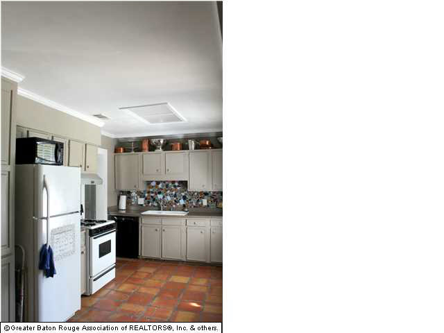 4318 Arrowhead Street Baton Rouge, LA 70808 - Photo 3 of 15