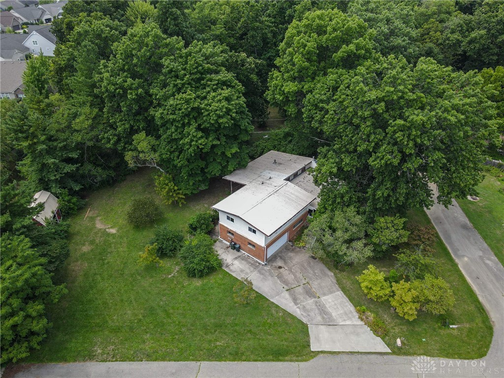 9565 Mintwood Road Dayton, OH 45458 - Photo 1 of 39 Gallery Image 1