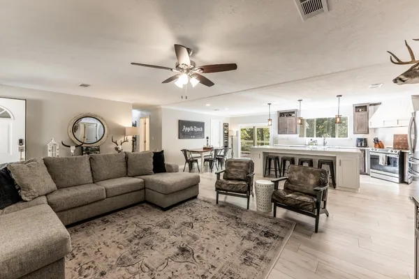 $3,299,000 | 485 Fm 230, Trinity, TX 75862