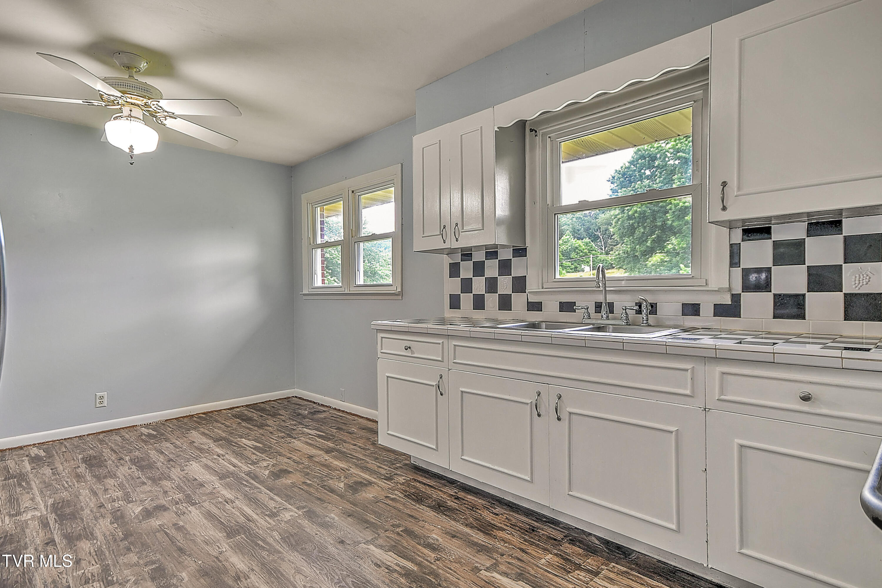 1127 Qualls Road Kingsport, TN 37660 - Photo 15 of 39 15-print-1127 Qualls CP-15