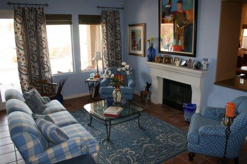 9726 East Mountain Spring Road Scottsdale, AZ 85255 - Photo 3 of 11 Living room