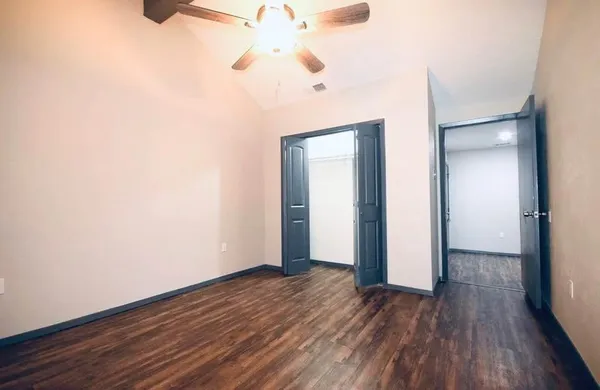$1,000 | 9696 Walnut Street, Unit 2012, Dallas, TX 75243