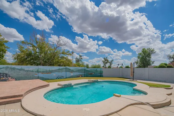 $3,400 | 10615 North 63rd Drive, Glendale, AZ 85304