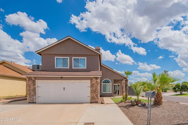 $3,400 | 10615 North 63rd Drive, Glendale, AZ 85304