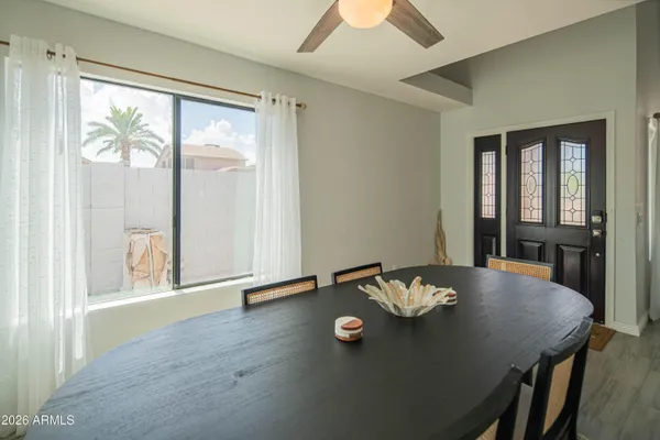 $3,400 | 10615 North 63rd Drive, Glendale, AZ 85304