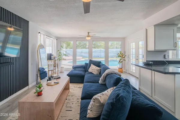 $3,400 | 10615 North 63rd Drive, Glendale, AZ 85304