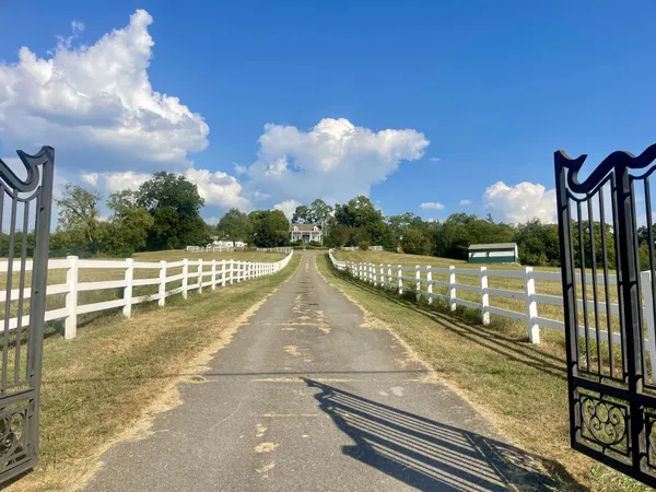 $1,295,000 | 1422 Globe Road, Lewisburg, TN 37091