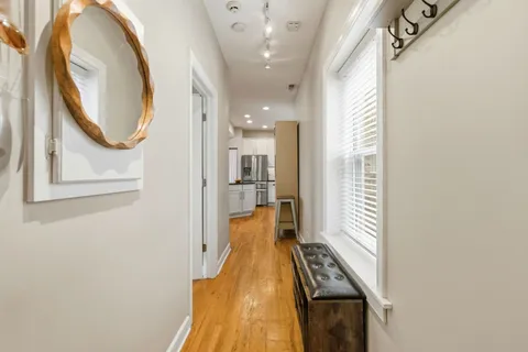 $325,000 | 121 Callan Avenue, Unit 3S, Evanston, IL 60202