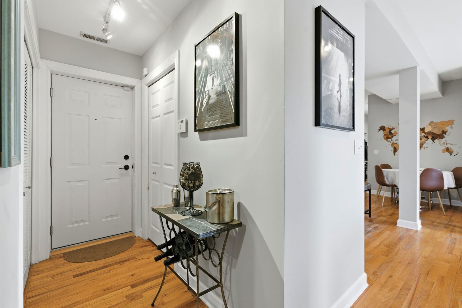 121 Callan Avenue, Unit 3S Evanston, IL 60202 - Photo 15 of 17