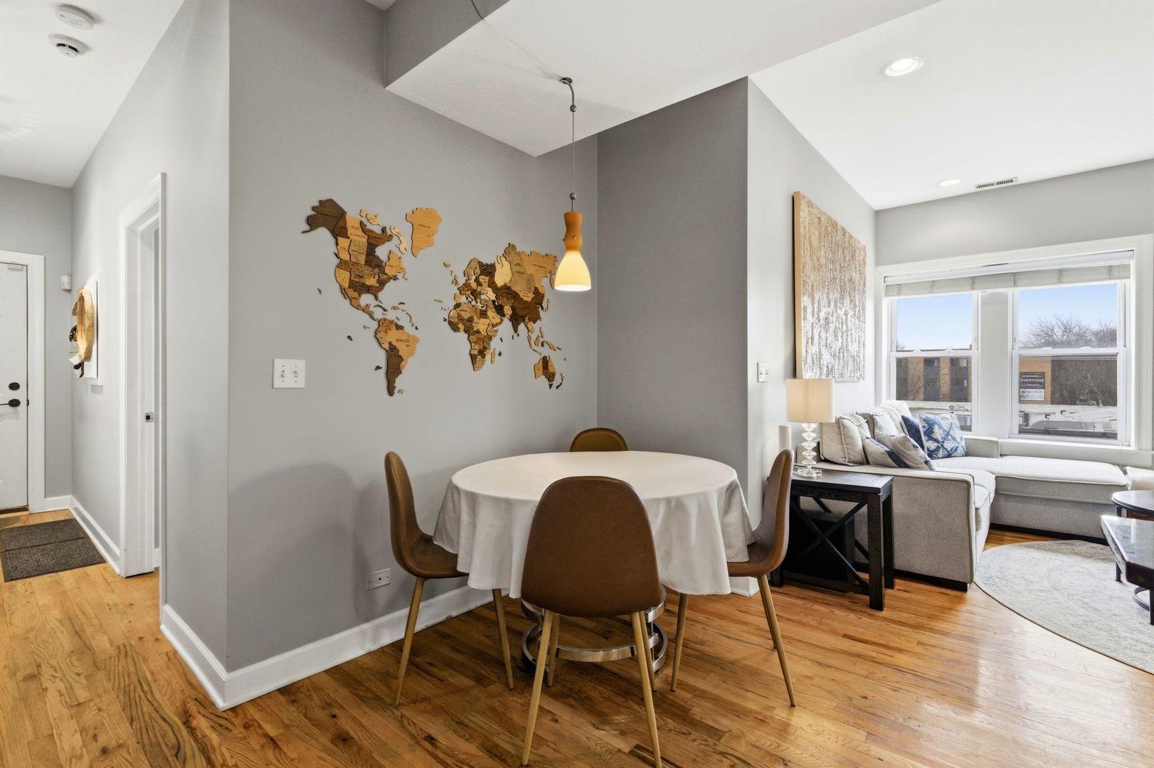 121 Callan Avenue, Unit 3S Evanston, IL 60202 - Photo 4 of 17