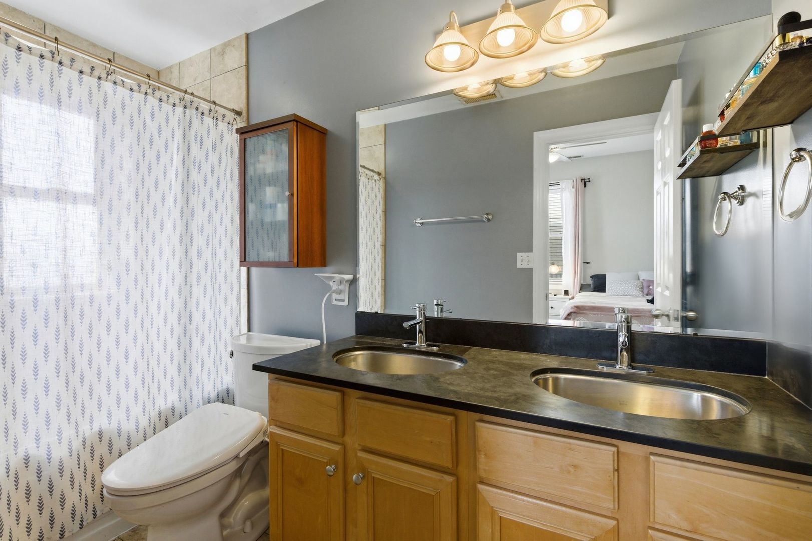 121 Callan Avenue, Unit 3S Evanston, IL 60202 - Photo 10 of 17