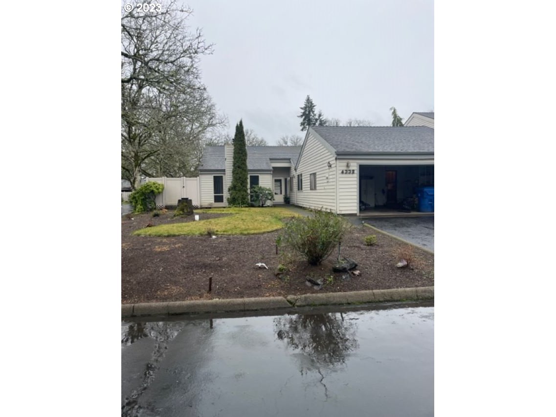 4332 Lone Oak Road Southeast Salem, OR 97302 - Photo 1 of 32 Gallery Image 1