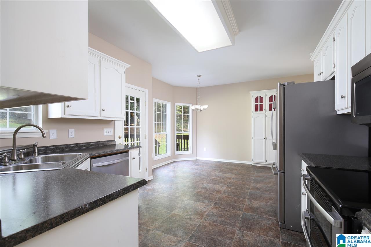 2852 Ridge Parkway Trussville, AL 35173 - Photo 13 of 34