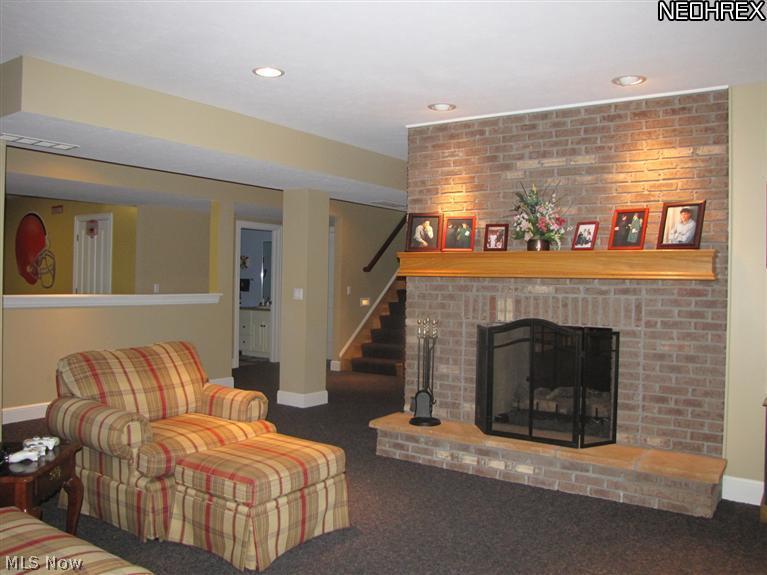 342 Miner Road Cleveland, OH 44143 - Photo 17 of 25 Gallery Image 17