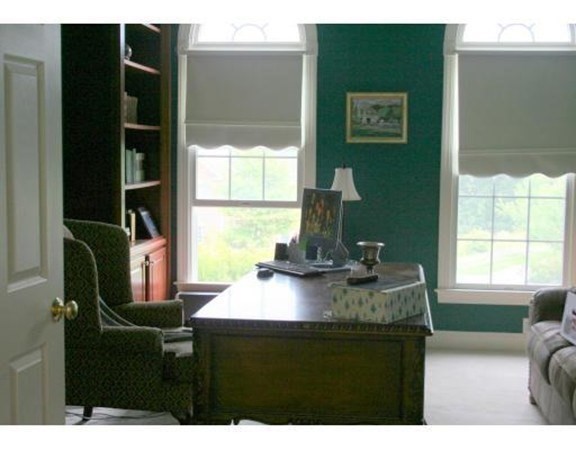 6 Everett Circle Hopkinton, MA 01748 - Photo 20 of 42