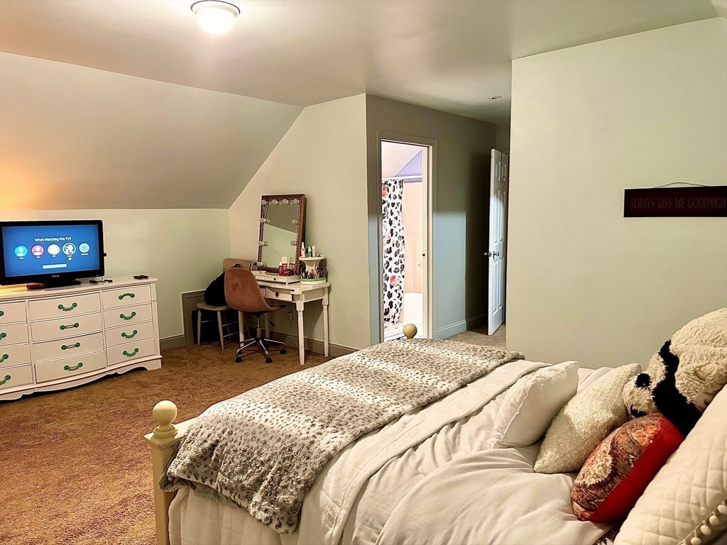 6 Everett Circle Hopkinton, MA 01748 - Photo 30 of 42