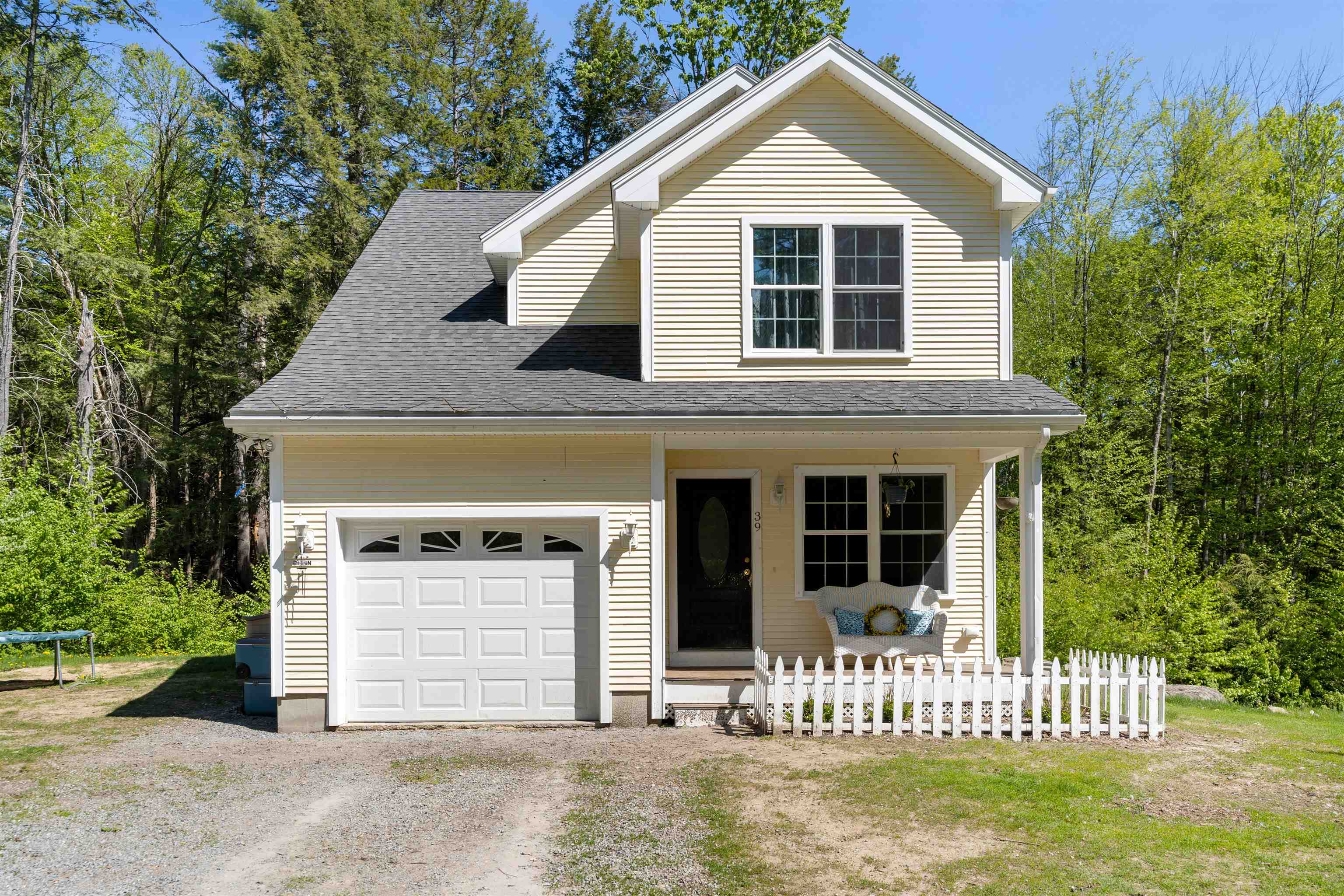 39 Branch Road Weare, NH 03281 - Photo 1 of 36