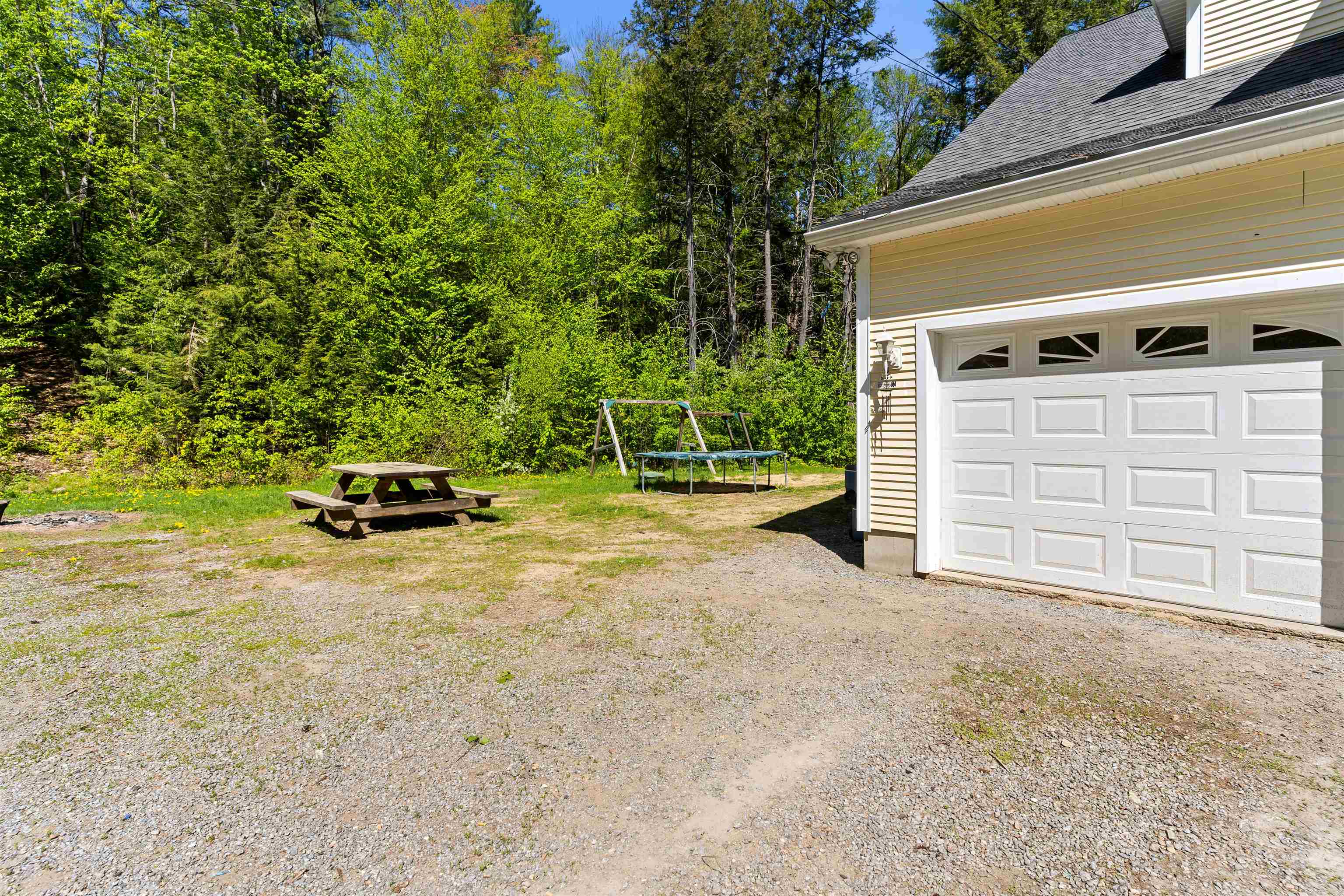 39 Branch Road Weare, NH 03281 - Photo 7 of 36
