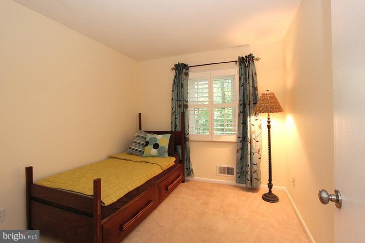 2515 Pegasus Lane Reston, VA 20191 - Photo 18 of 30 Bedroom