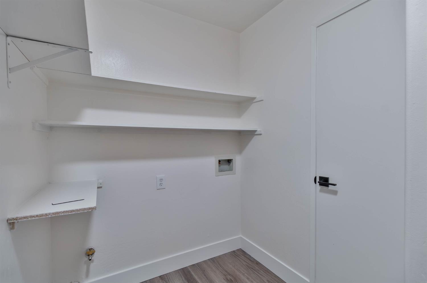 7110 Firebaugh Street Bakersfield, CA 93313 - Photo 18 of 37 a view of small space