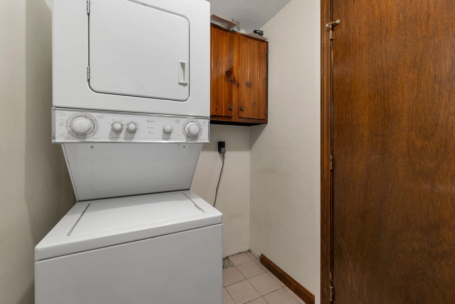 1 Stonegate Lane Derry, NH 03038 - Photo 27 of 42