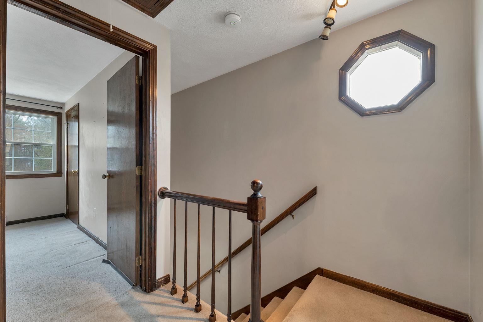 1 Stonegate Lane Derry, NH 03038 - Photo 28 of 42