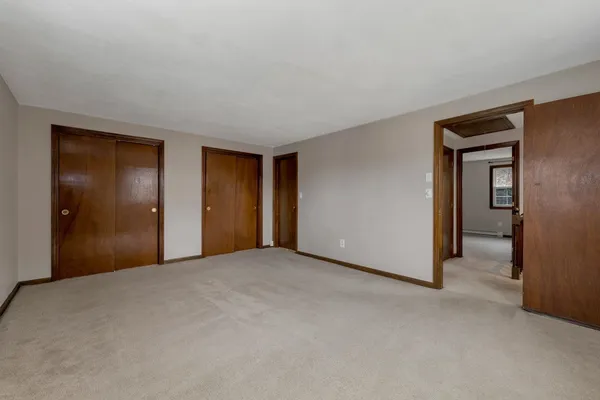 $329,900 | 1 Stonegate Lane, Derry, NH 03038