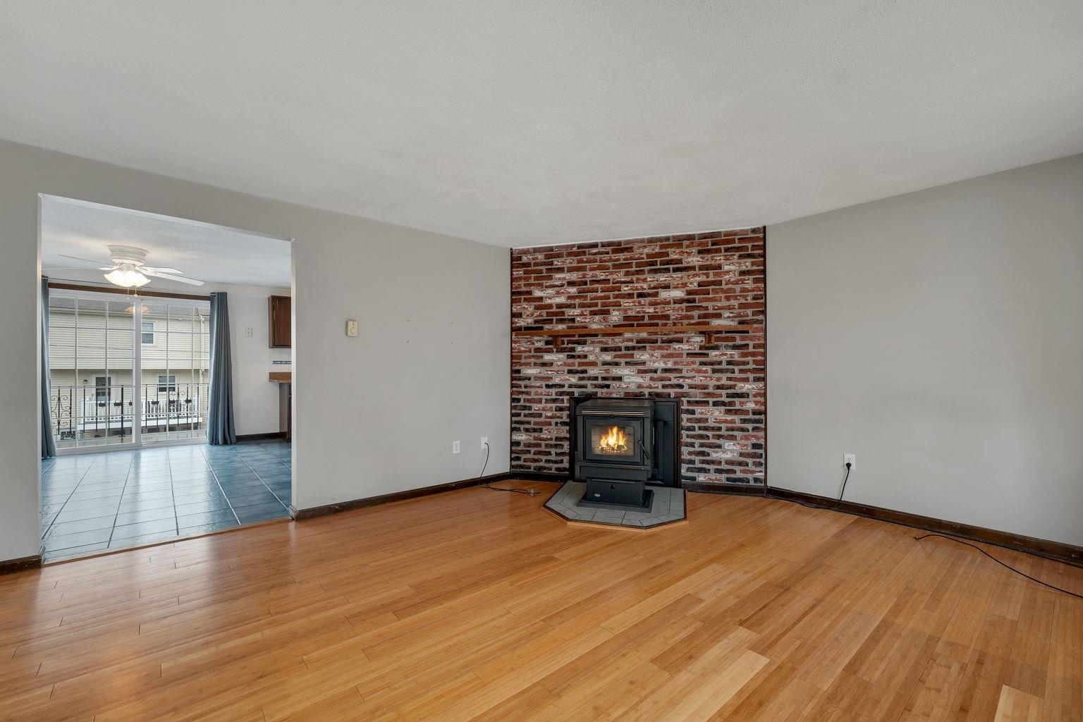 1 Stonegate Lane Derry, NH 03038 - Photo 10 of 42